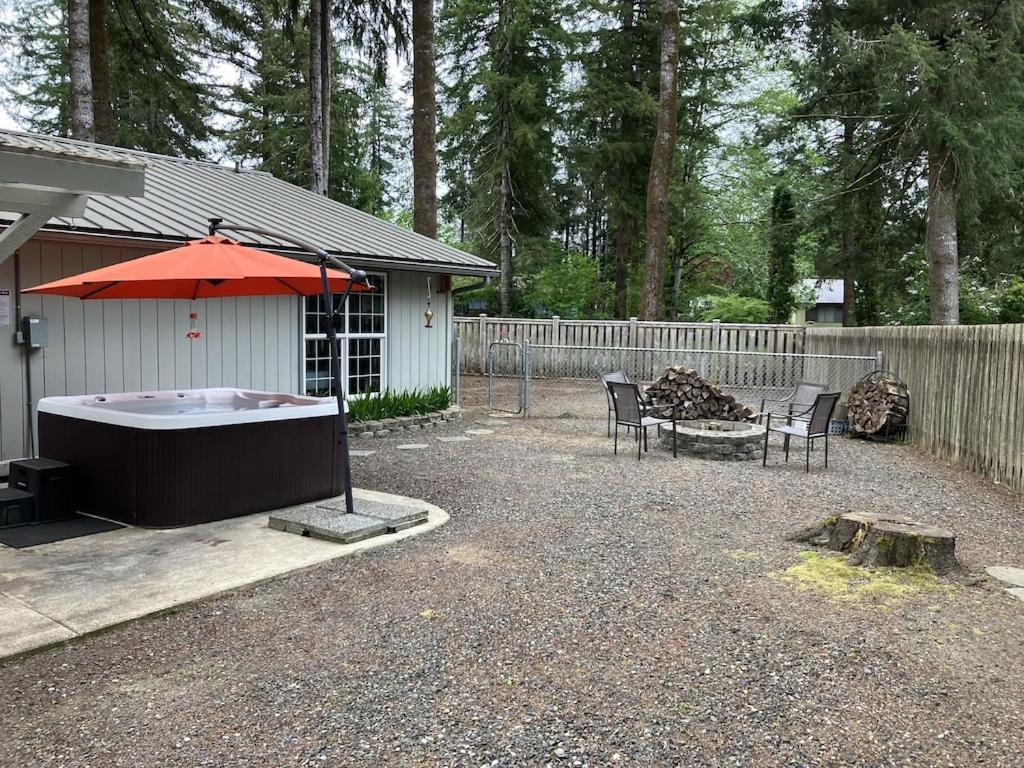 Fir House Forks